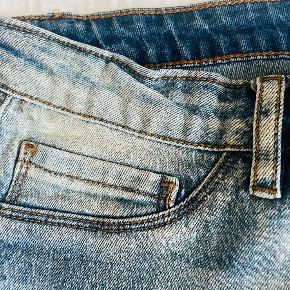 RefugeJeans Light Blue Distressed Skinny Jeans - Picture 4 of 7